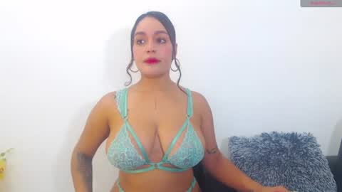 renatabrownn28 online show from July 2026 10:46:02 AM