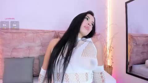 Renata online show from June 2026 10:19:02 PM