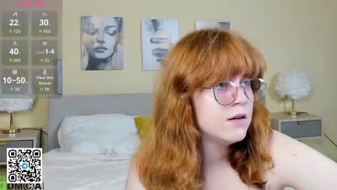 Snapshot of reneefoxy_ chatting on July 2026 12:47:02 AM reneefoxy_ online show from July 2026 12:47:02 AM