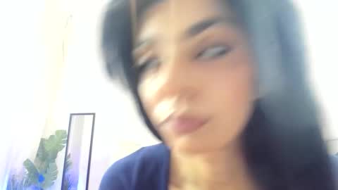 Rena online show from March 2026 04:18:01 AM