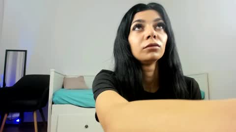 Rena online show from April 2026 03:04:01 AM