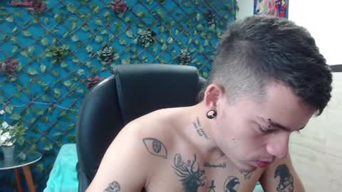 R E N E  online show from March 2025 11:47:02 AM