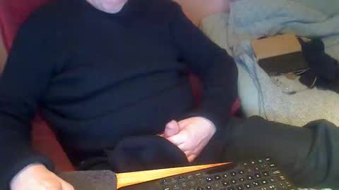 Snapshot of reodorfelgen chatting on October 2025 12:12:02 PM Reodor online show from October 2025 12:12:02 PM