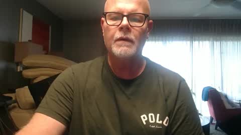 rich32937 online show from April 2026 04:15:01 PM