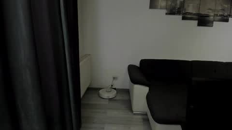 RichardDarell online show from April 2026 05:21:01 AM