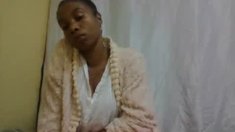 Snapshot of richella34 chatting on June 2026 11:20:02 PM richella34 online show from June 2026 11:20:02 PM