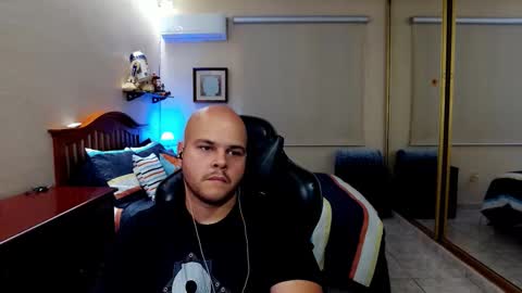 Ricky online show from January 2026 11:51:01 PM