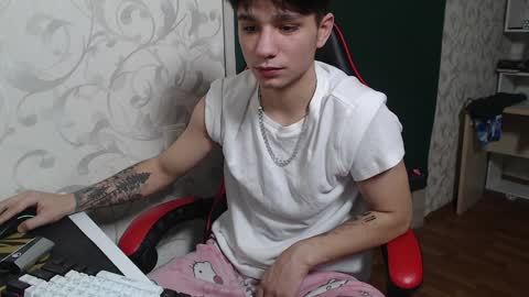 Snapshot of rik_and chatting on December 2024 08:50:02 PM Rick online show from December 2024 08:50:02 PM