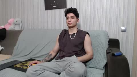 Snapshot of rik_and chatting on November 2025 10:19:01 PM Rick online show from November 2025 10:19:01 PM