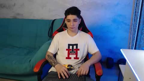 Snapshot of rik_and chatting on November 2025 12:42:01 AM Rick online show from November 2025 12:42:01 AM