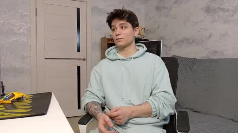 Snapshot of rik_and chatting on March 2026 03:17:01 PM Rick online show from March 2026 03:17:01 PM