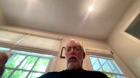 rilessmilez52 online show from May 2026 04:34:02 PM