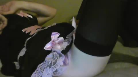 riley_belle98 online show from December 2024 05:22:02 AM
