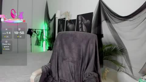 Alice online show from June 2026 08:43:01 PM