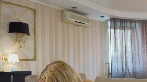 Akemi online show from March 2026 10:09:02 AM