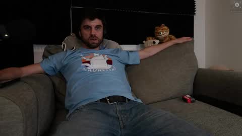 Ryan aka KeylimeRy online show from April 2026 05:35:02 AM