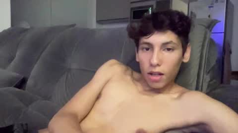 Snapshot of roandry909974 chatting on December 2024 01:58:01 AM roandry909974 online show from December 2024 01:58:01 AM