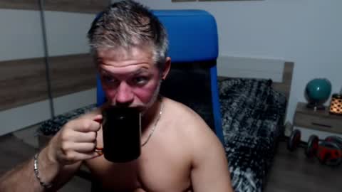 Snapshot of robbyshawz chatting on July 2026 05:02:01 AM robbyshawz online show from July 2026 05:02:01 AM