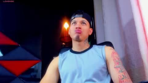rocco_santos online show from June 2026 06:46:02 PM