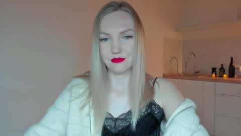 rock__baby online show from April 2026 09:01:01 PM