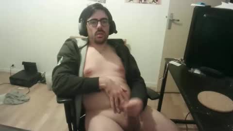 romainb72 online show from March 2026 07:29:01 PM