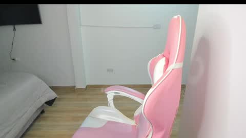 Val online show from May 2026 08:59:01 PM