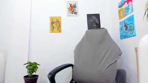 Is A Belle online show from March 2025 01:49:02 PM