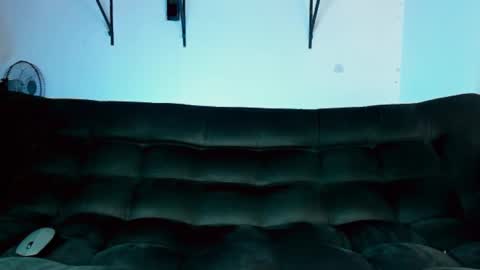 Ronnie online show from March 2025 09:56:01 PM