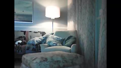 Snapshot of ronvlv chatting on October 2025 01:59:02 AM ronvlv online show from October 2025 01:59:02 AM