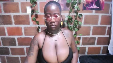 roos_veyker online show from May 2026 07:07:02 PM