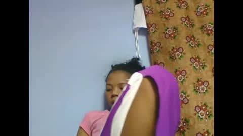 rosah225127 online show from May 2026 05:57:02 AM