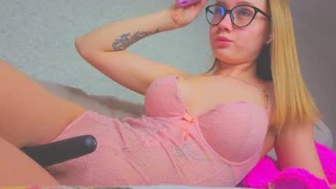 rosalina online show from March 2026 07:14:01 AM