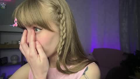 RoosaMoore online show from April 2026 02:58:02 PM