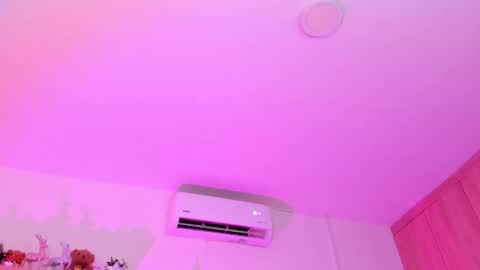 Snapshot of rose__saenz chatting on December 2025 07:42:02 PM Rose Saenz online show from December 2025 07:42:02 PM