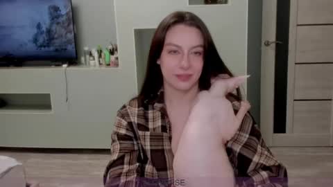 Julia online show from May 2026 09:42:01 PM