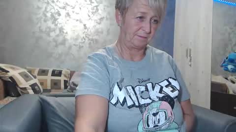 Lovepinklilly online show from February 2026 06:15:02 PM