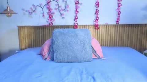 MY NAME IS  ROSSE  online show from April 2026 07:10:01 PM