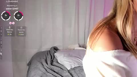 Snapshot of rossedaw_ chatting on July 2026 07:39:01 PM Rosse Daw Independent model online show from July 2026 07:39:01 PM