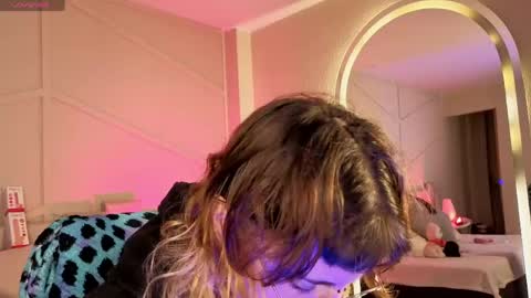 Snapshot of rossiie_hunt_ chatting on May 2026 12:34:02 PM rossiie_hunt_ online show from May 2026 12:34:02 PM