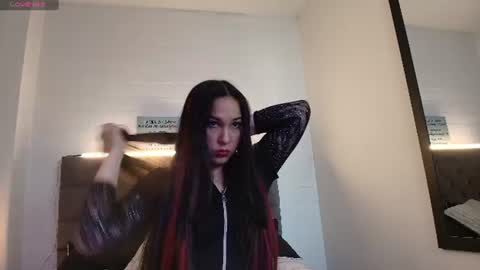 Snapshot of rossy_marks chatting on June 2026 02:38:01 AM rossy_marks online show from June 2026 02:38:01 AM