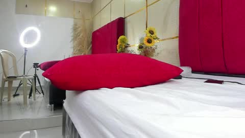 Rouss online show from April 2026 09:26:02 PM