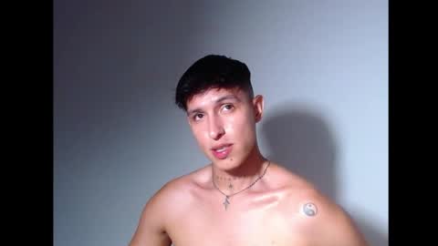 rowanboy23 online show from July 2026 02:05:01 AM