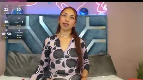 Roxane online show from April 2026 02:49:02 AM
