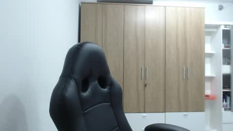 Roxana online show from May 2026 12:49:01 AM