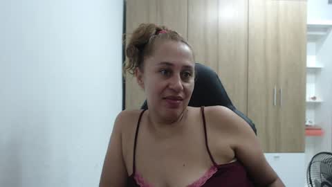 Roxana online show from May 2026 11:22:02 PM