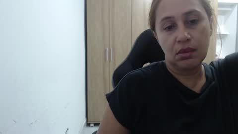 Roxana online show from June 2026 02:16:01 AM