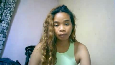 roxanne_98 online show from September 2025 04:12:01 PM