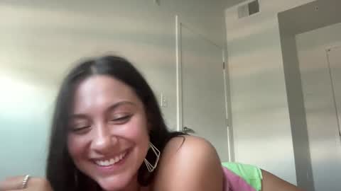 Roxie online show from September 2025 06:51:02 PM