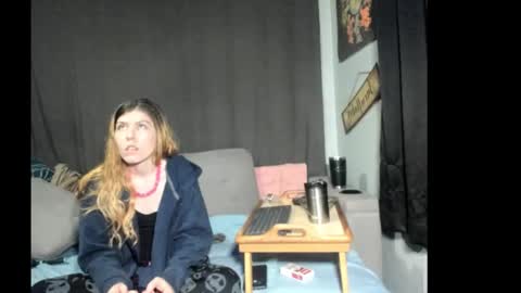 roxihazeleyes online show from March 2026 05:46:02 AM