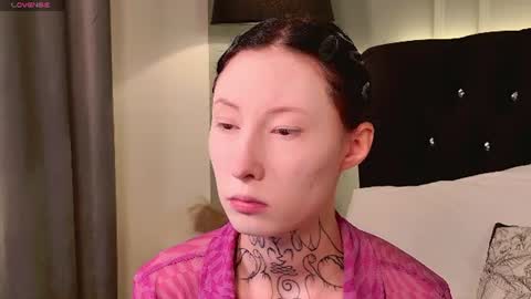 Snapshot of roxy_morrison_x chatting on July 2026 03:46:01 AM roxanne online show from July 2026 03:46:01 AM